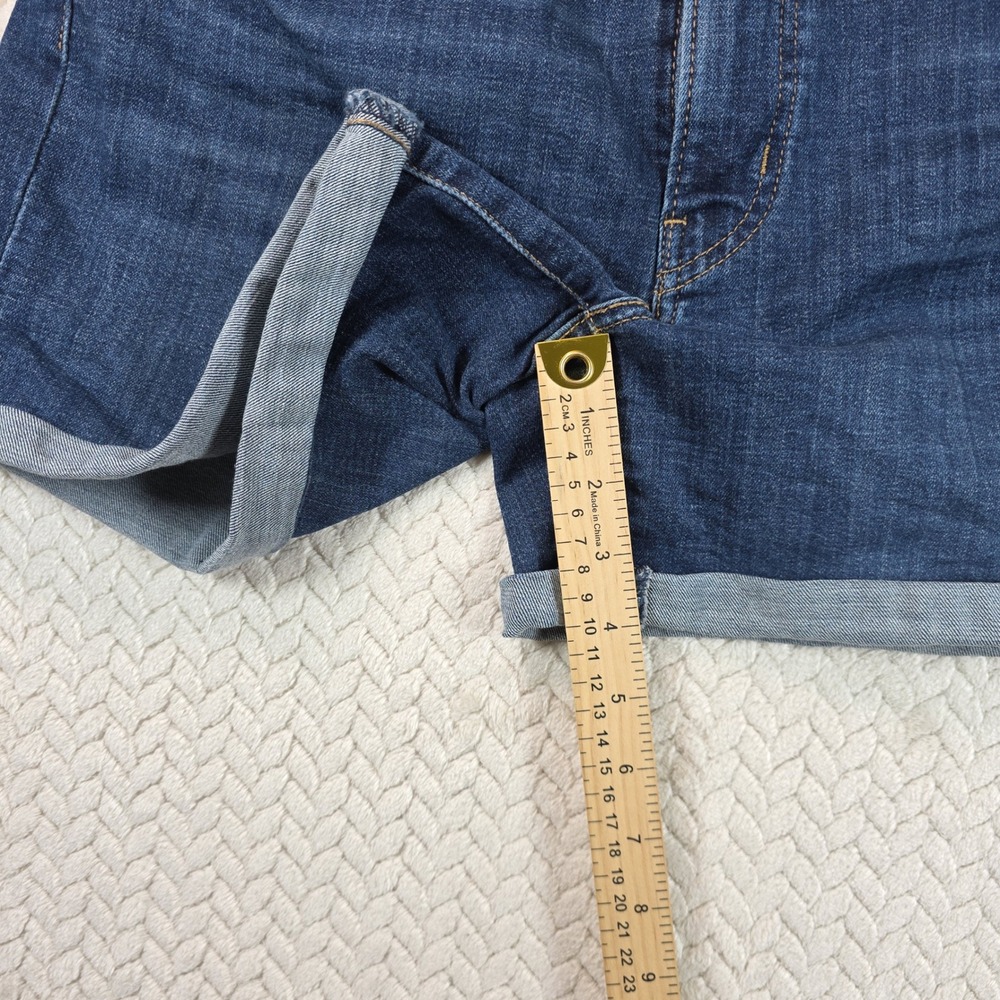 Levis Womens Mid Length Shorts Dark Wash Cuffed Denim Jean Shorts 30 - Picture 4 of 7